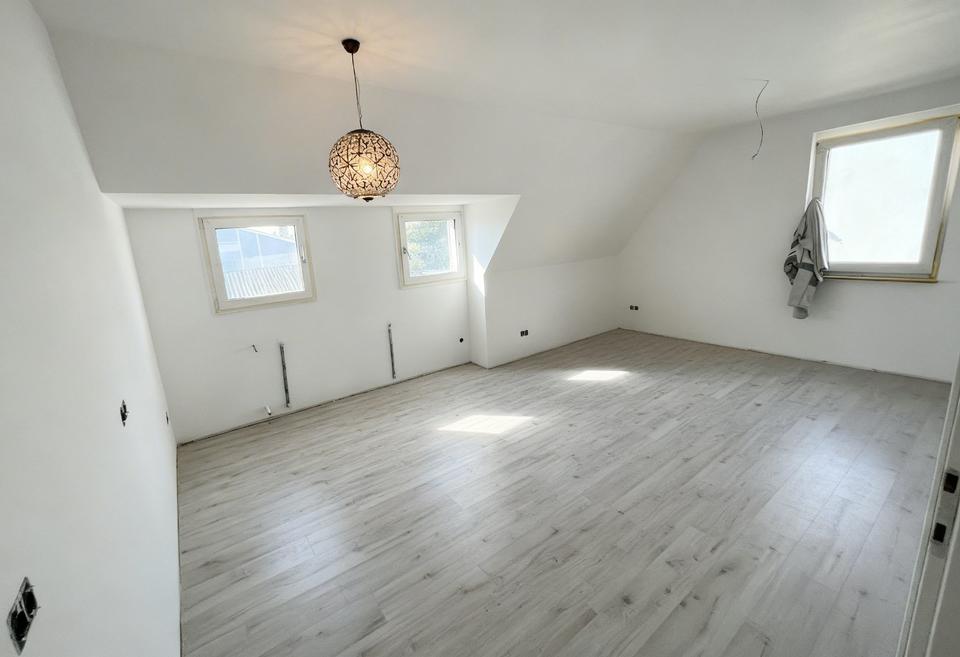 Thumbnail-Moderne 65qm Wohnung in Recklinghausen 3,5 Zimmer 1OG zu vermieten