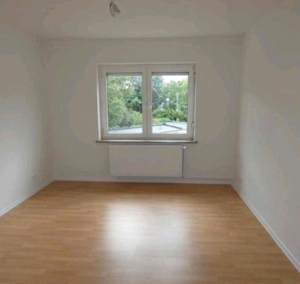 Thumbnail-Kernsanierte 3-Zi-Whg in LB Eglosheim zu vermieten (mit Balkon)