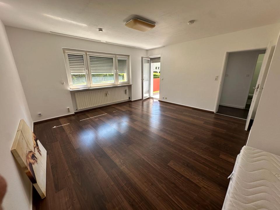 Thumbnail-Exklusive 1-Zimmer-Wohnung in Frankfurt-Niederursel zu vermieten!
