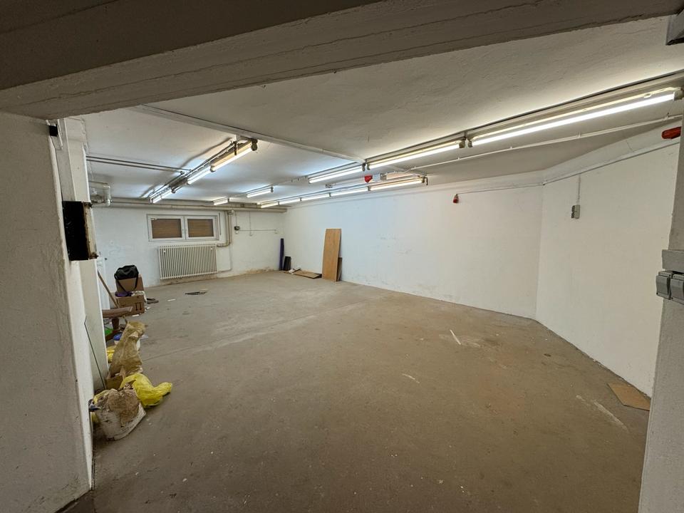 Thumbnail-Lagerhalle Stellplatz Hobbywerkstatt zu vermieten