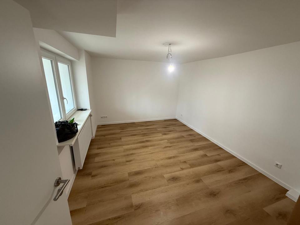 Thumbnail-1 Zimmerwohnung mit Wintergarten in 65779 Kelkheim