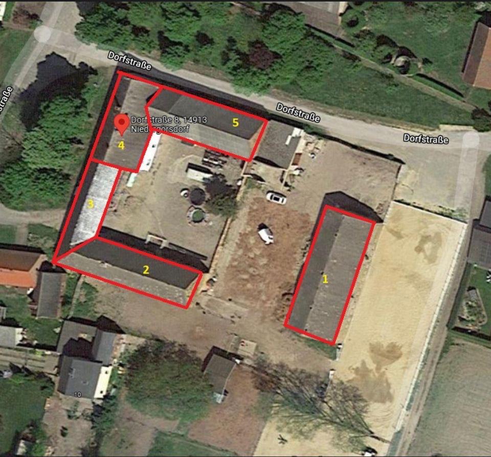 Thumbnail-Pferdehof mit 1ha, 8 Boxen & Reitplätzen