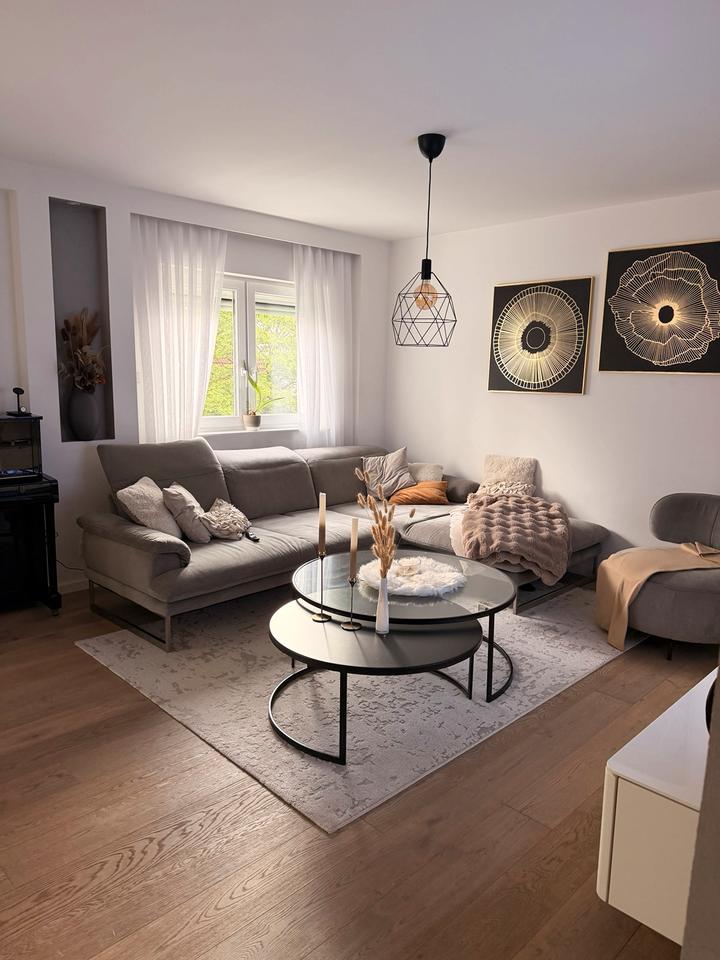 Thumbnail-Großzügige 5-Zimmer-Wohnung in ruhiger Lage von Frankfurt-Nied