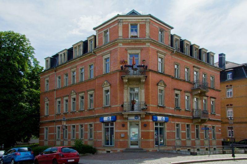 Thumbnail-Schöne 2-Zimmer-Wohnung mit Balkon im charmanten Altbau!