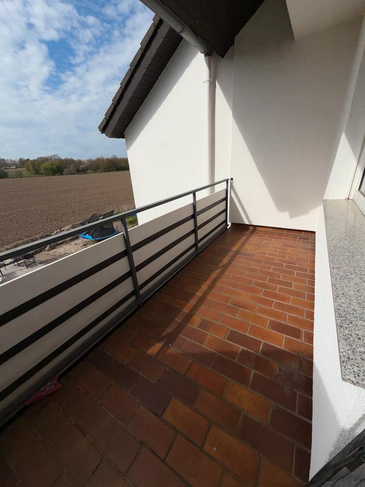 Thumbnail-82 m² Wohnung im Sozialbau – 3 Zimmer mit Balkon (WBS erforderlich)