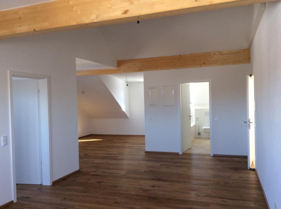 Thumbnail-Edle Dachgeschoßwohnung, ruhige Lage, zentral in Mühldorf