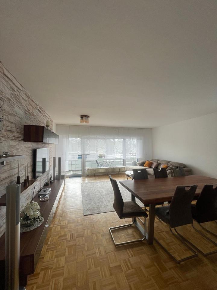 Thumbnail-Lichtdurchflutete freundl. 4-Zi-Wohnung in Essen-Bredeney +Garage