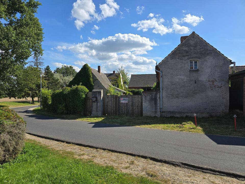 Thumbnail-Drei Seiten Hof Bauernhof Einfamilienhaus 100 Km vor Großraum Ber
