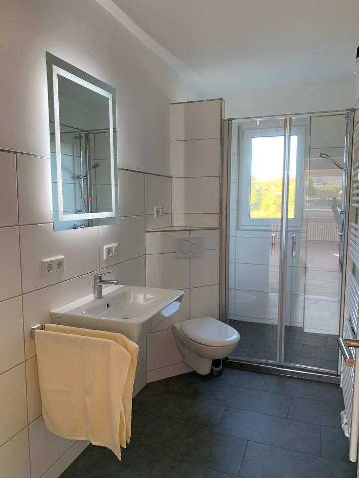 Thumbnail-Wohnung komplett modernisiert in 2025 mit Balkon und Garage