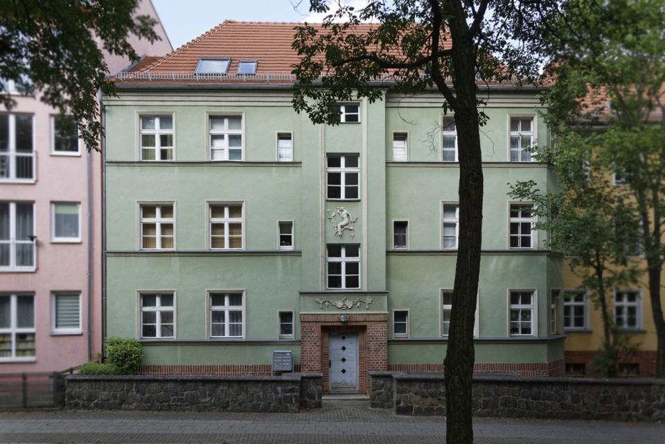 Thumbnail-2-Raum-Wohnung im Dachgeschoss