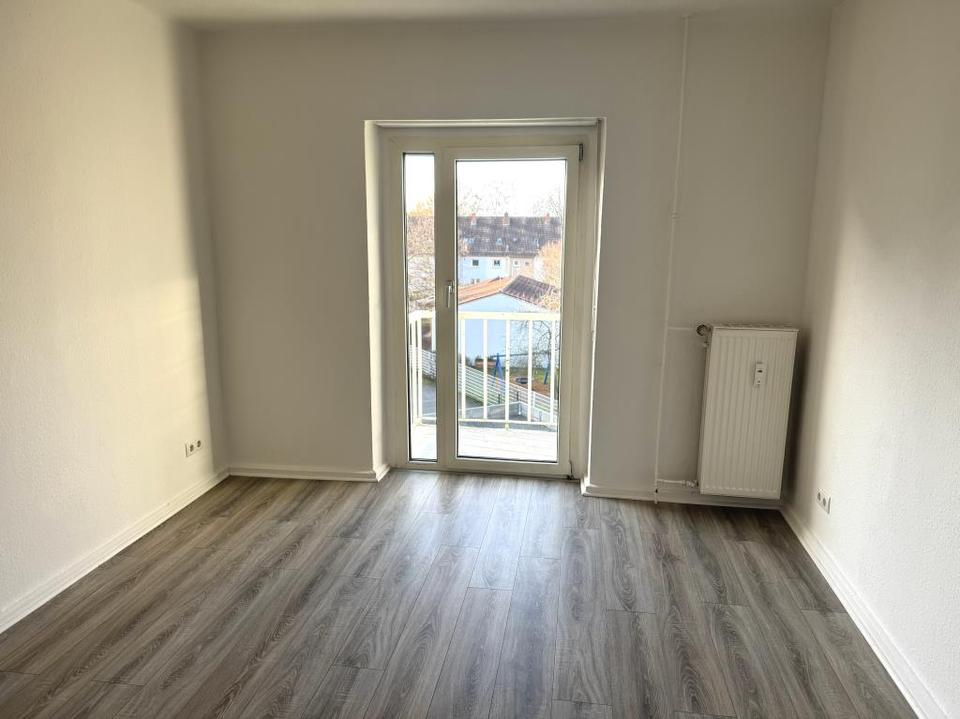 Thumbnail-* Gemütliche 2,5 ZW * kleiner BALKON * nähe HauptfriedhofVolkspark * nur für 1-2 Personen *