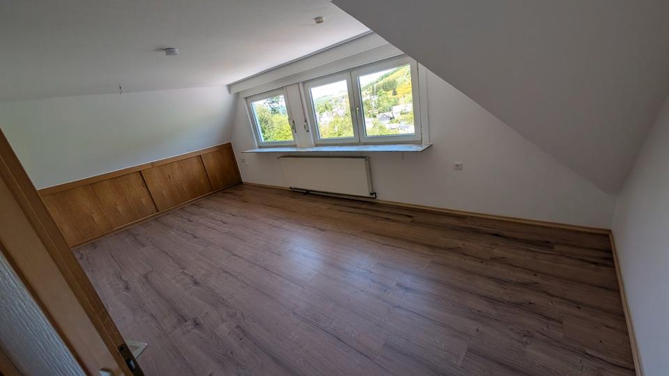 Thumbnail-Wohnung mit atemberaubender Aussicht ab sofort zu vermieten