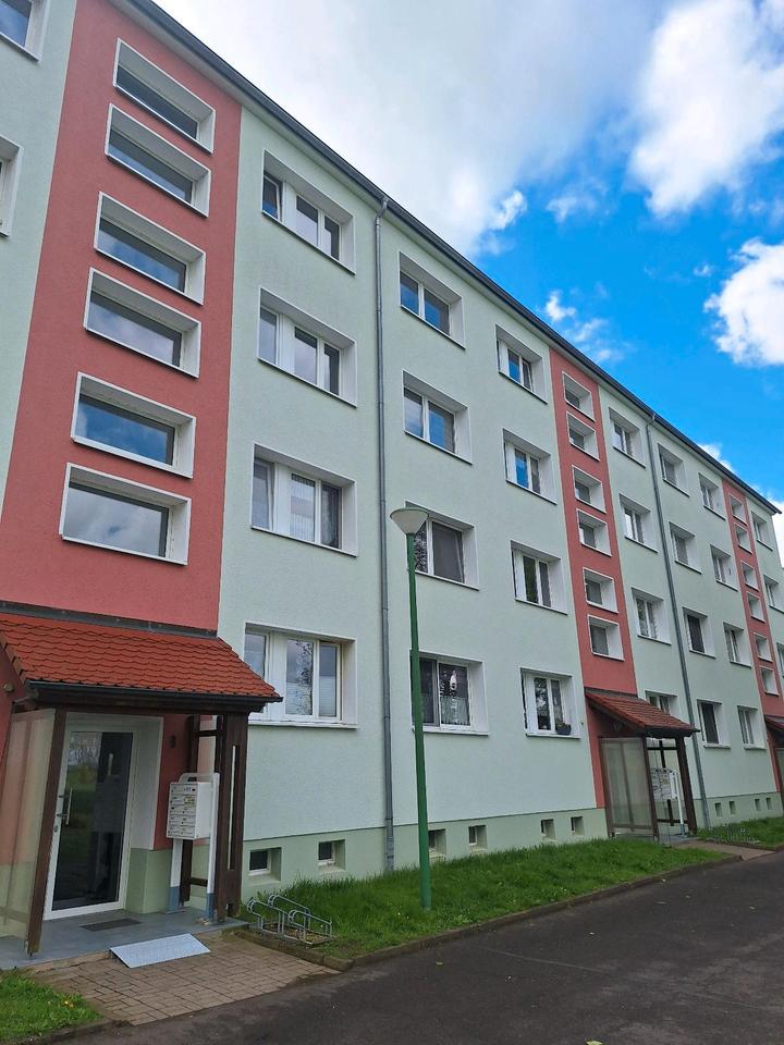 Thumbnail-schöne 3 raum wohnung mit Küche und Balkon in wenigenlupnitz