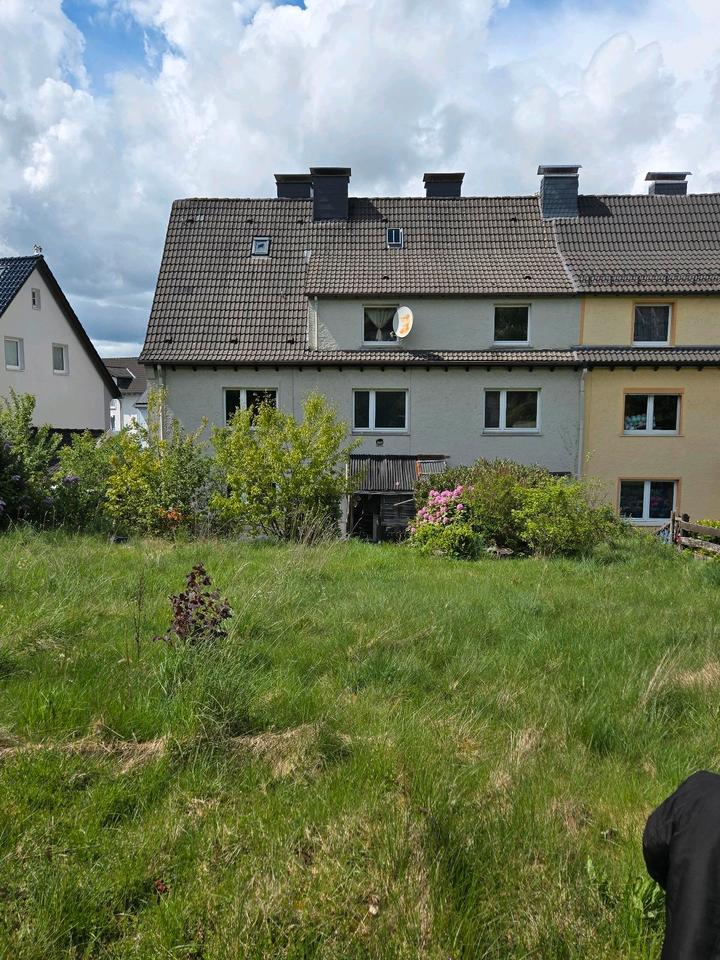Thumbnail-Mehrfamilienhaus sehr gepflegt mit 5 Wohnungen