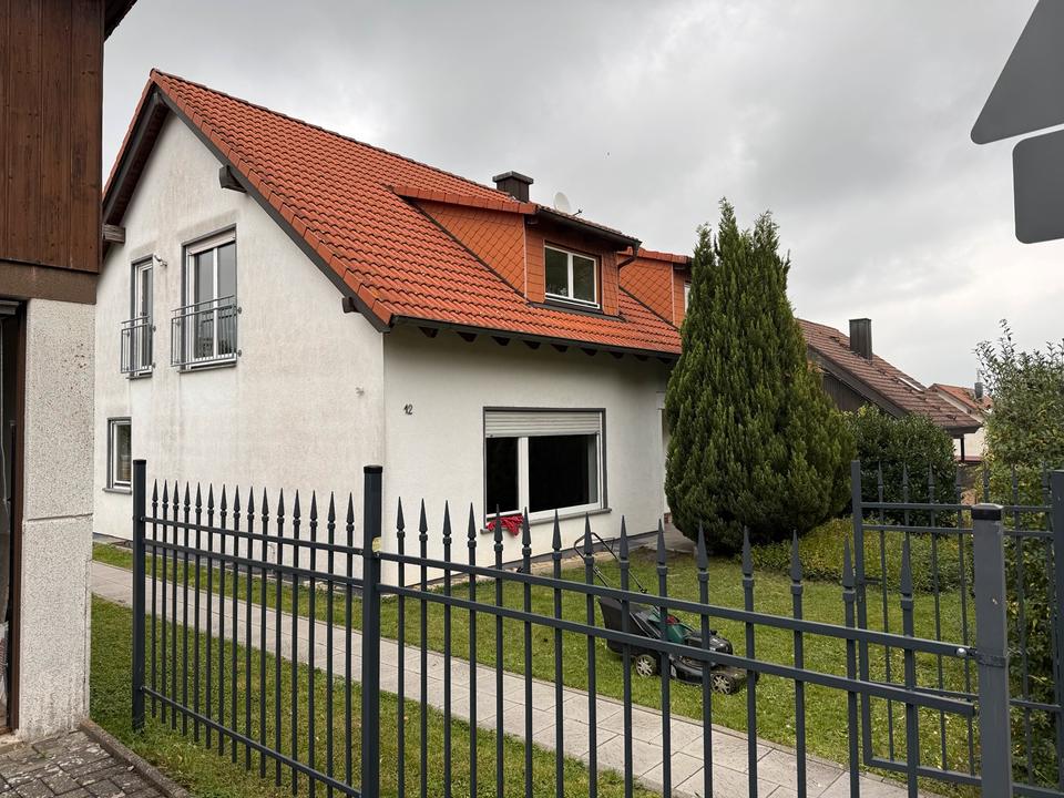 Thumbnail-Mietwohnung Uchenhofen bei Haßfurt 97437