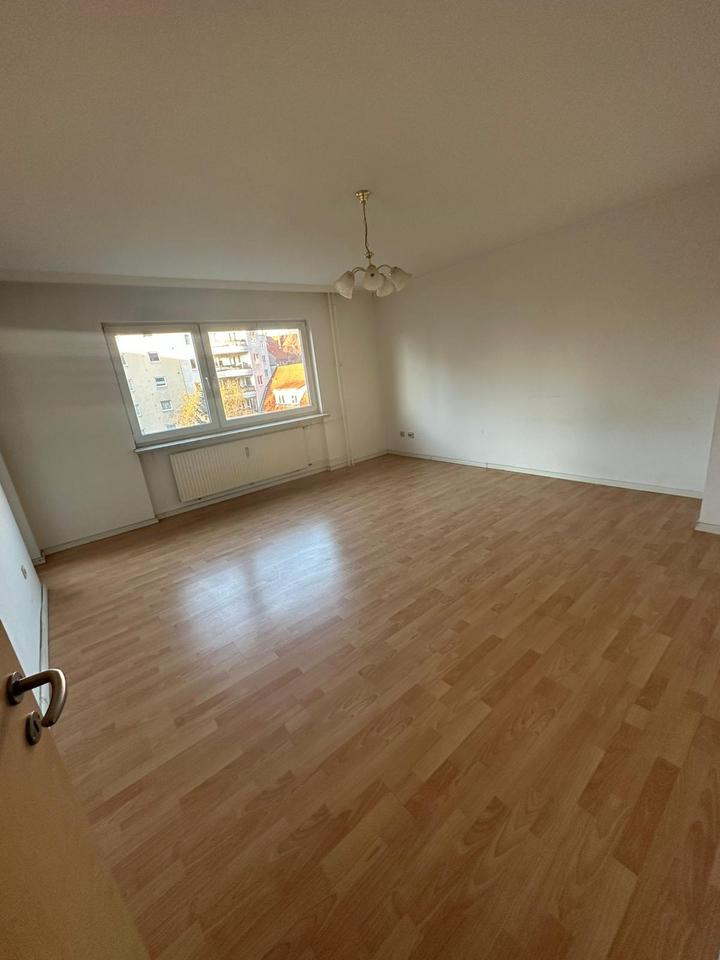 Thumbnail-Berlin Zentral 2 Zimmer WG, Balkon, 500 € p. P.
