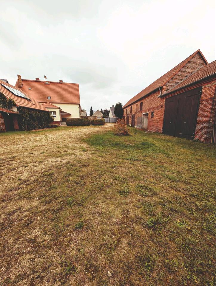 Thumbnail-großer Vierseitenhof Bauernhof mit Wohnhaus in Brandenburg