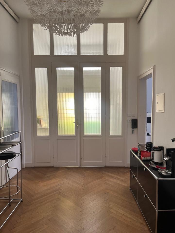 Thumbnail-repräsent. Besprechungsraum – Bürogemeinschaft - Ffm-Nordend