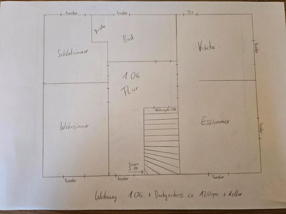 Thumbnail-Großzügige 5-Zimmer Maisonette-Wohnung im 2. OG in Großheubach