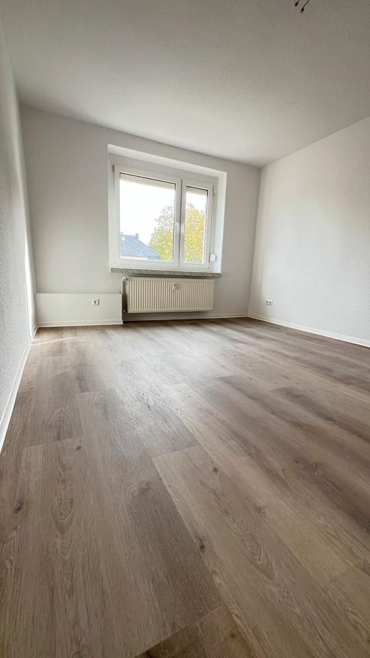 Thumbnail-Erstbezug nach Sanierung 3 Raumwohnung mit Dusche