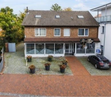 Thumbnail-Wohn- und Geschäftshaus