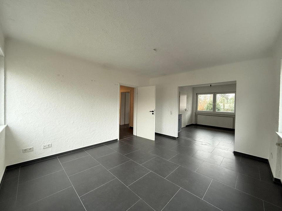 Thumbnail-Zu vermieten 65 Qm Erdgeschoss in Wadgassen inkl Balkon, Garten