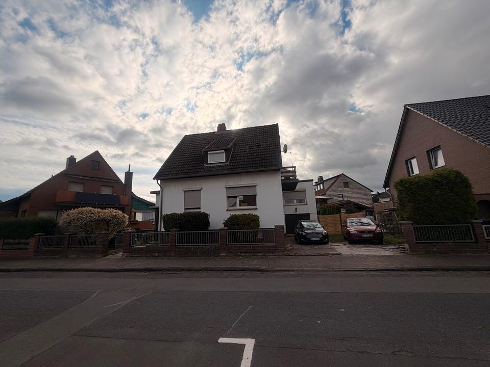 Thumbnail-Freistehendes Einfamilienhaus in perfekter Lage in Schladen
