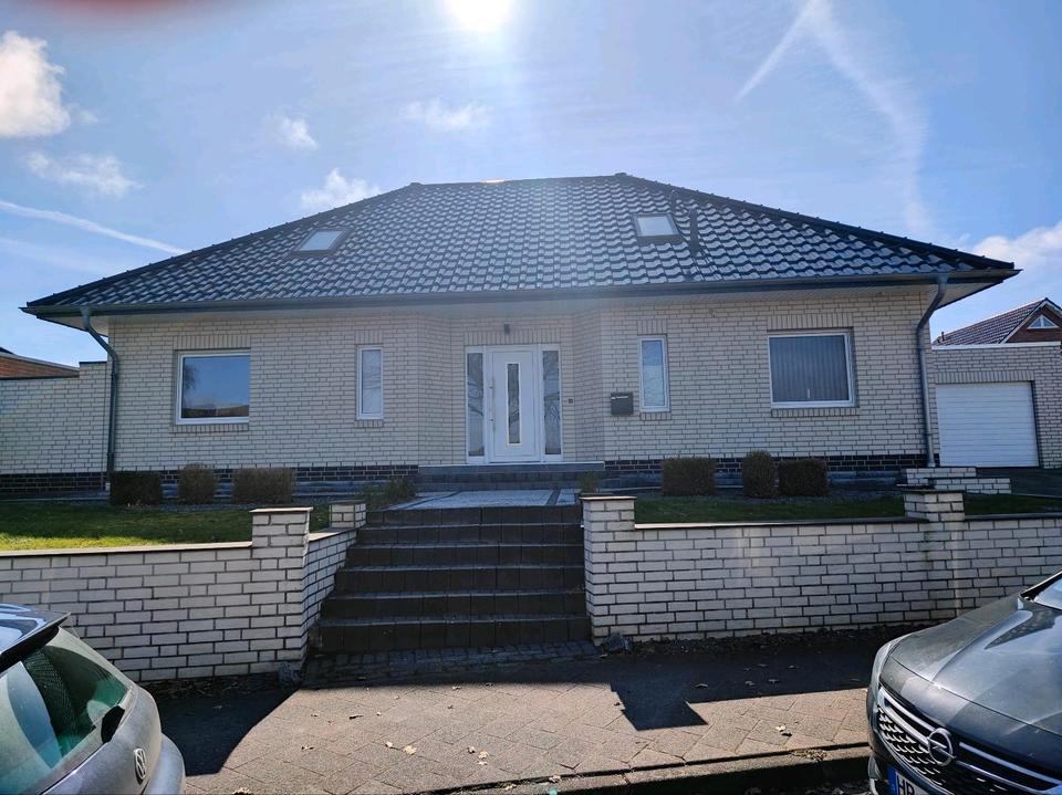 Thumbnail-moderner Bungalow, Baujahr 2008, 185 m²