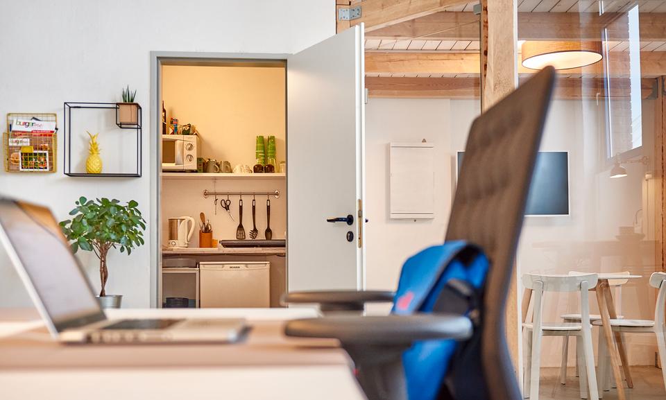 Thumbnail-Offene Arbeitsplätze 1: Sonniges, voll ausgestattetes 247-Büro in Leipzig