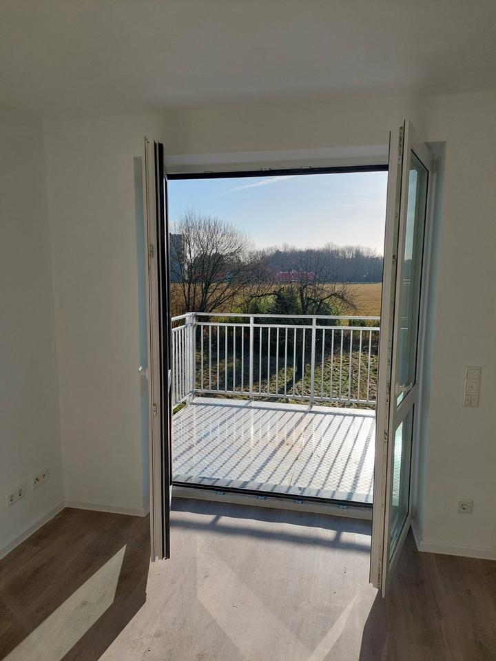 Thumbnail-helle, sanierte Wohnung im 1. OG mit Balkon