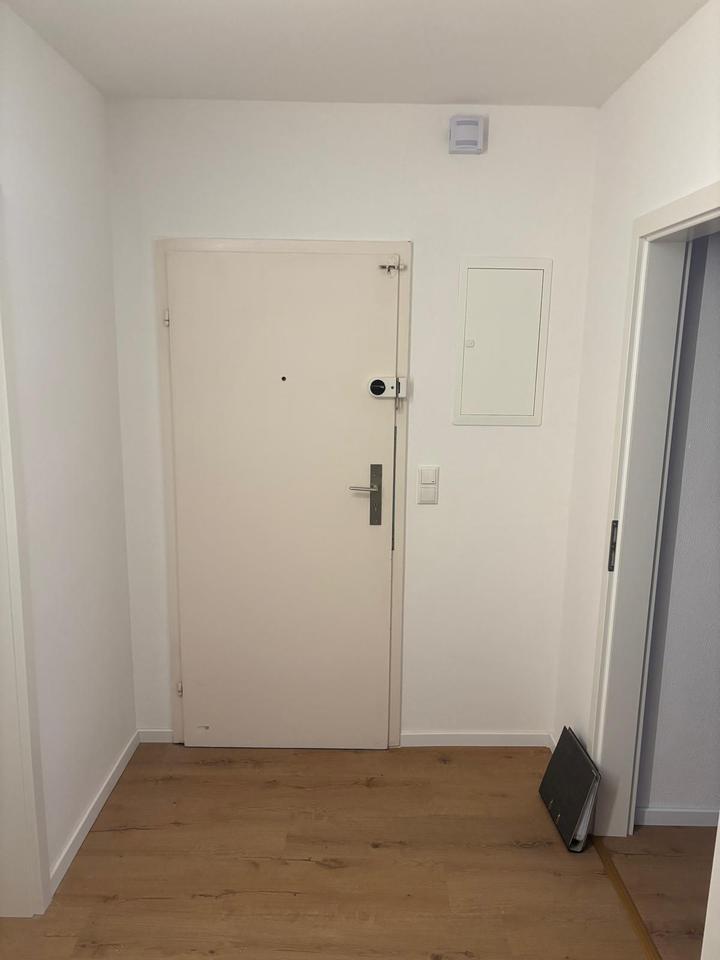 Thumbnail-Renovierte 3-Zimmer-Wohnung mit Balkon im 1. OG in Schweinfurt-Ho