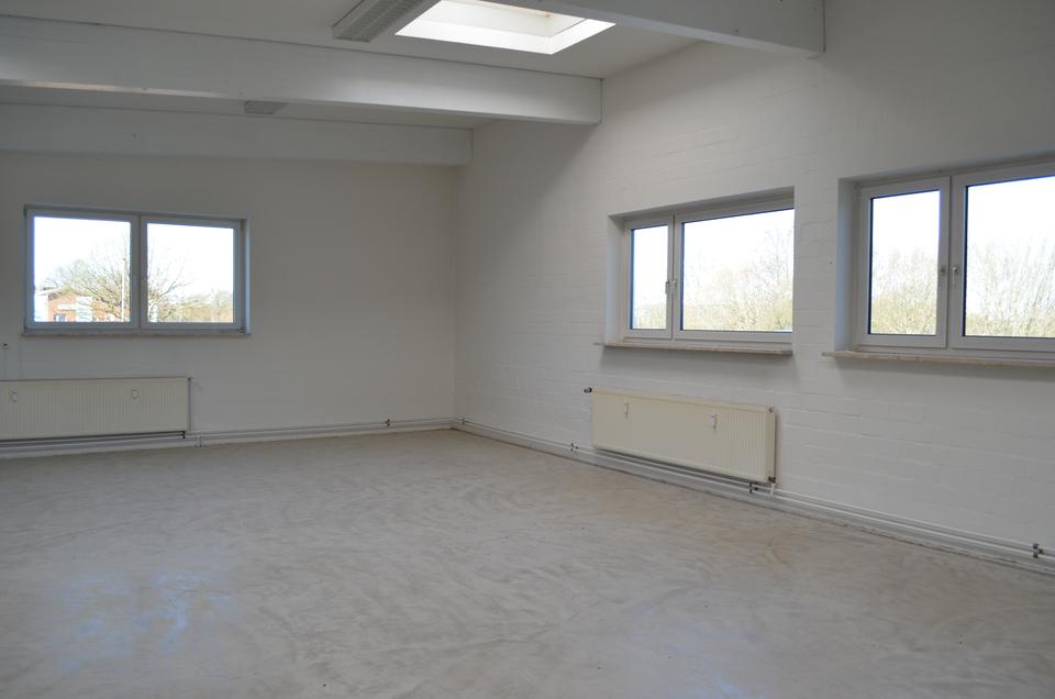 Thumbnail-Großes Büro nahe Hamburg