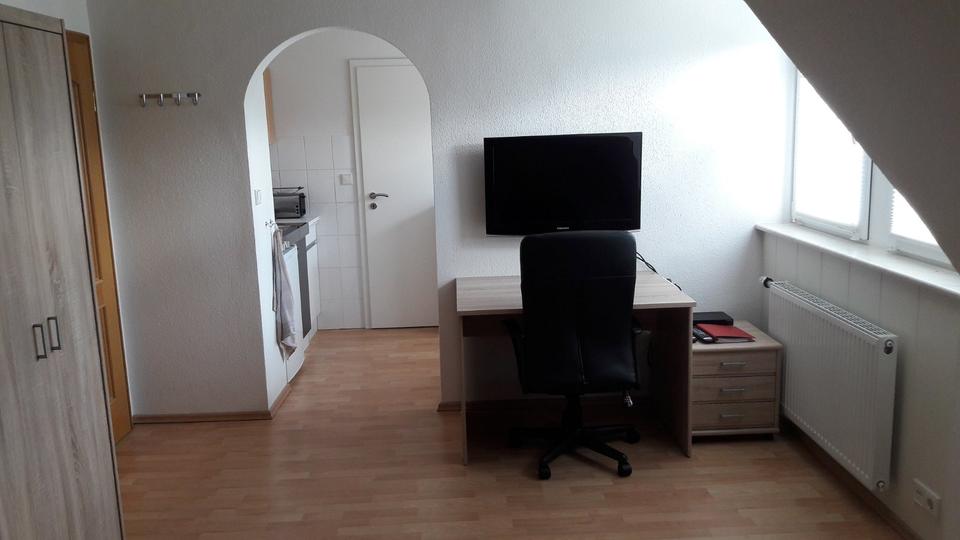 Thumbnail-Für Berufs-Wochenendpendler, 1-Zimmer-Appartement, Köln-Süd