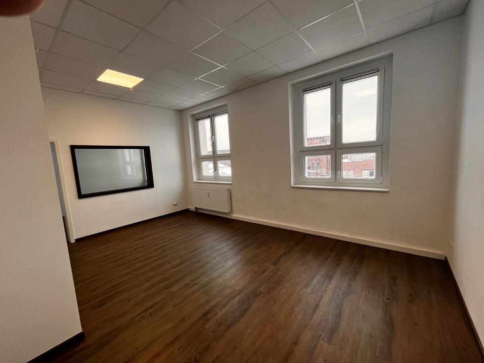 Thumbnail-Büro oder Raum für Hörspiel- und Podcastproduktionen.