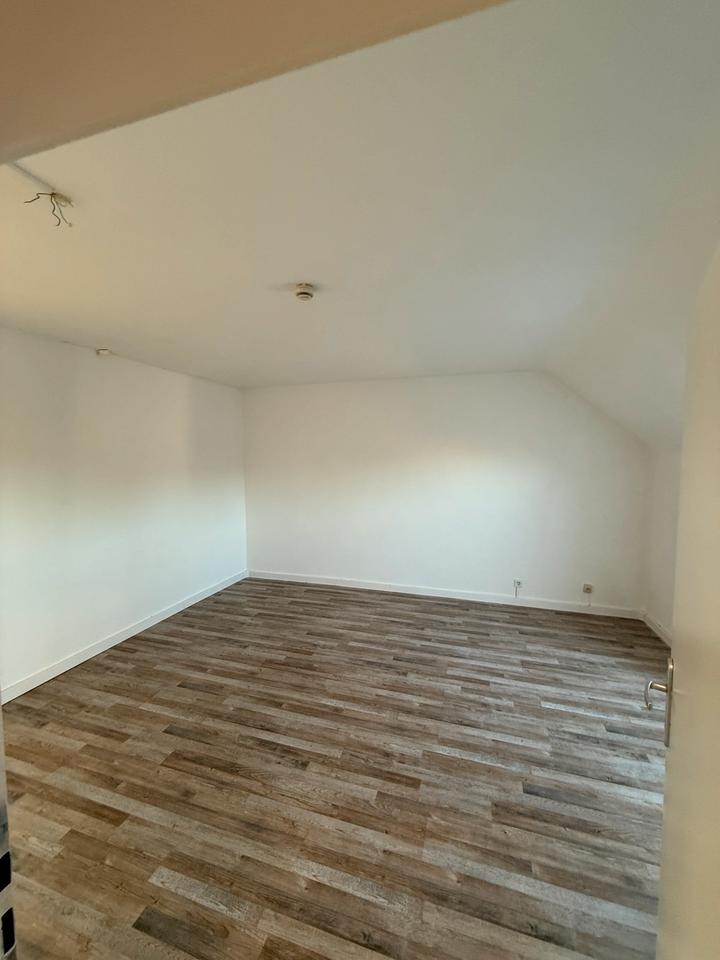 Thumbnail-40qm - 2-ZKB | Wiesbaden-Biebrich | renoviert und neue Küche