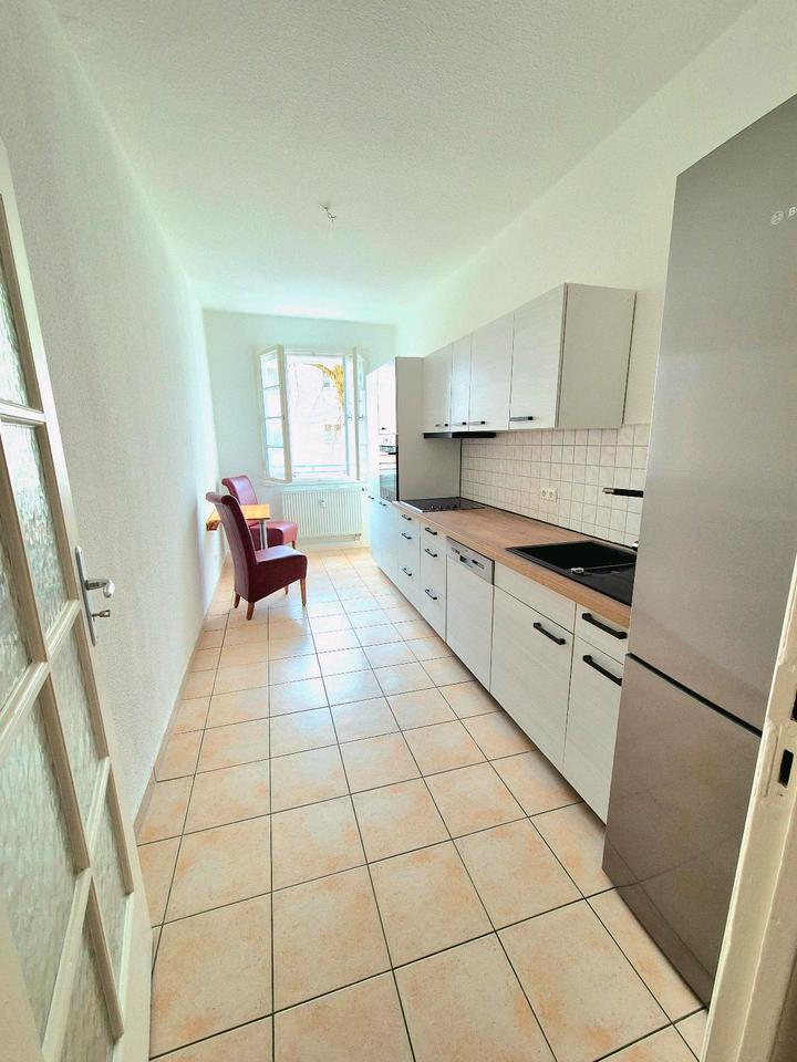 Thumbnail-Helle 2-Zimmer-Wohnung 64m² frisch renoviert Berlin 13587