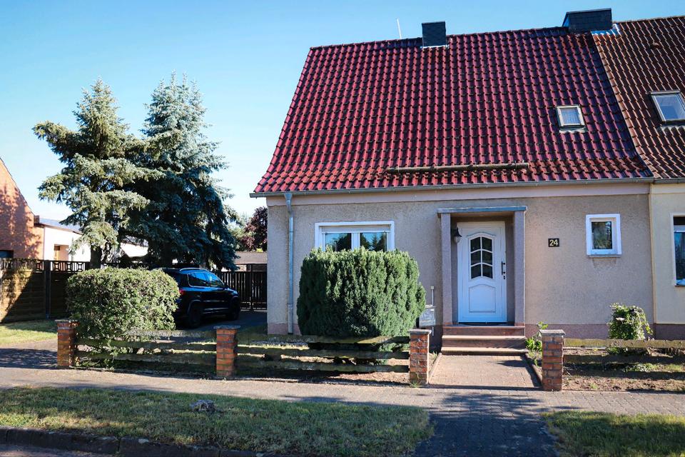Thumbnail-Einfamilienhaus mit Garage und überdachter Terrasse in Loburg