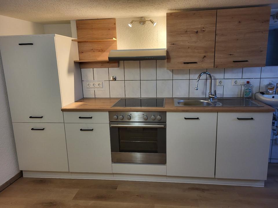 Thumbnail-1-Zimmer Wohnung in Metzingen Zentrum zu vermieten