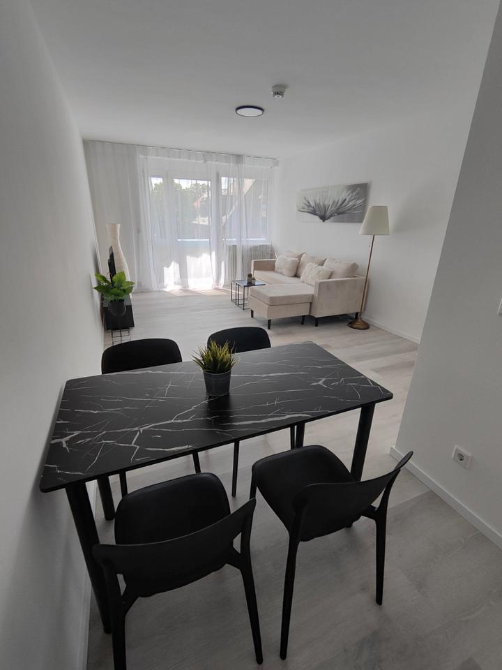 Thumbnail-Moderne, voll möblierte Wohnung mit Balkon in Top-Lage