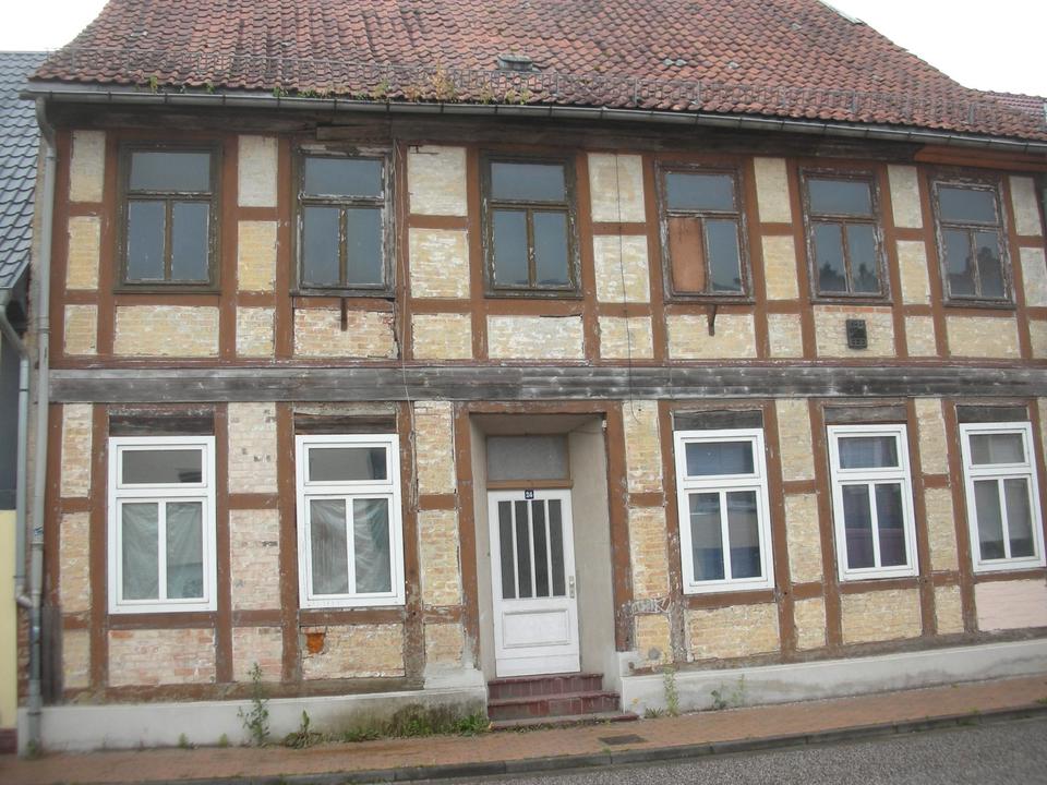 Thumbnail-Fachwerkhaus + Garten + historischer Speicher - Sanierungsobjekt