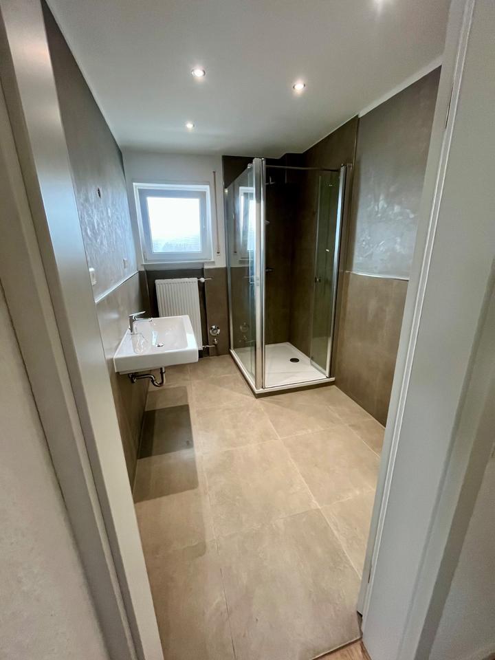 Thumbnail-Hell, modern & energieeffizient – 5 ZKB Nähe Klinikum KL