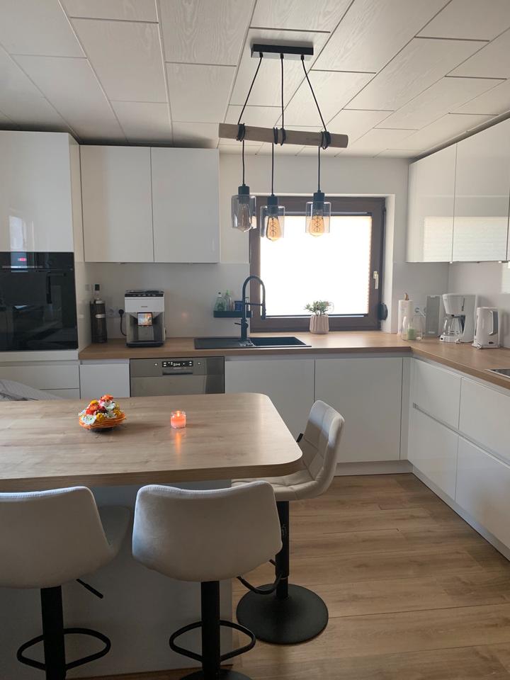 Thumbnail-Gemütliche Doppelhaushälfte mit großen Garten und Garage