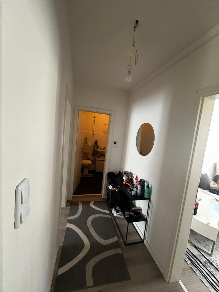 Thumbnail-2- Zimmerwohnung mit Einbauküche