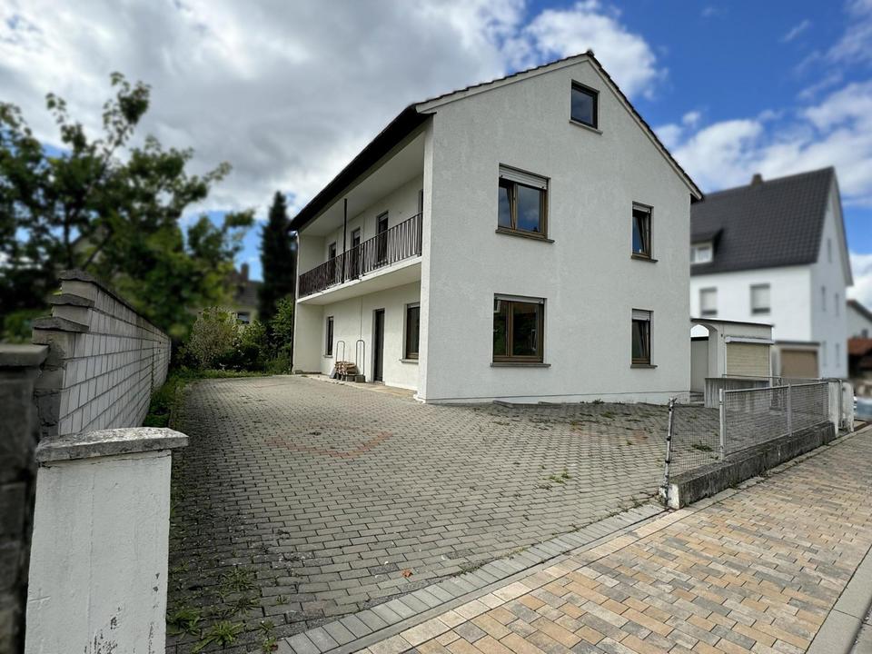Thumbnail-Provisionsfrei: Freistehendes Einfamilienhaus Karlstadt