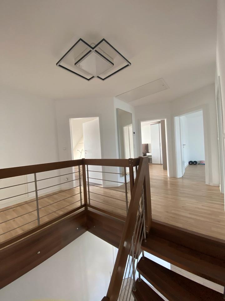 Thumbnail-Modernes Einfamilienhaus mit Garten, Toplage