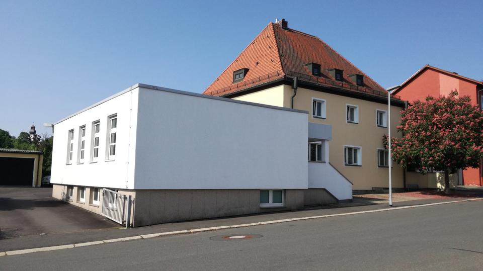 Thumbnail-Wohn- und Geschäftshaus, Laderampe, Innenhof, Solaranlage