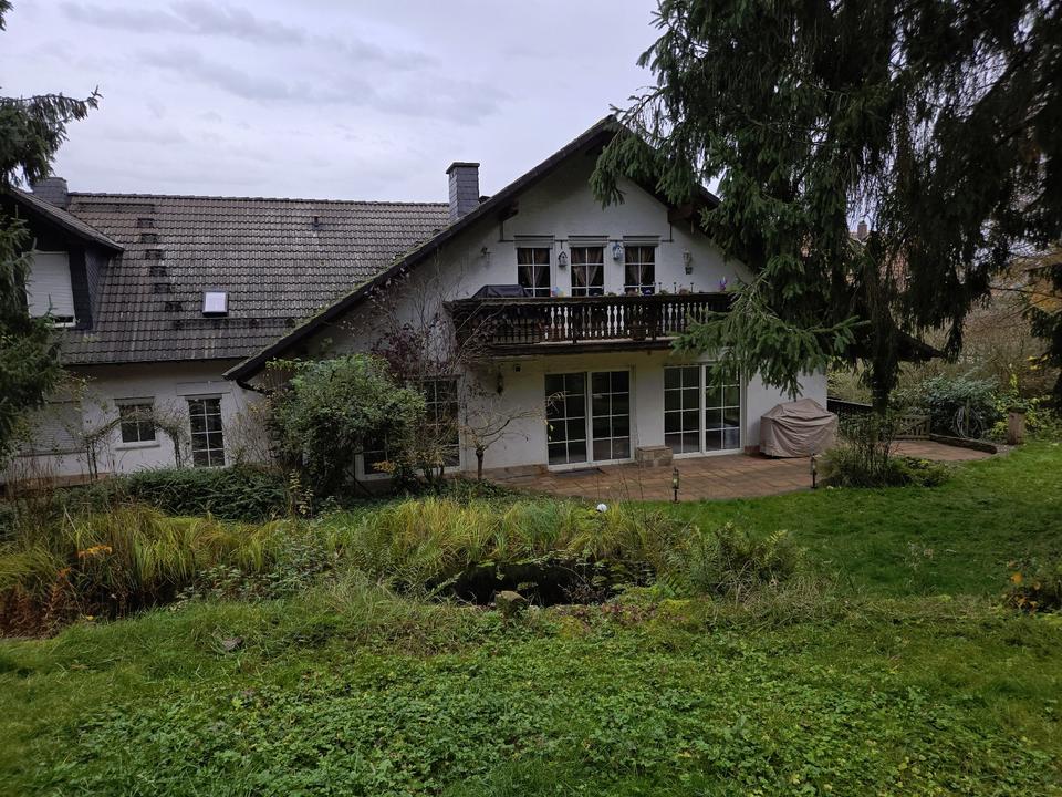 Thumbnail-Feldrandlage 140 qm Wohnung mit Garten und Schwimmteich