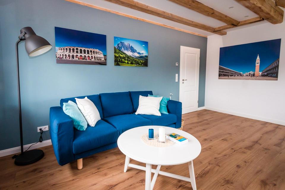 Thumbnail-Gemütliche 2-Zimmer-DG-Wohnung in Breckenheim | EBK & Garten