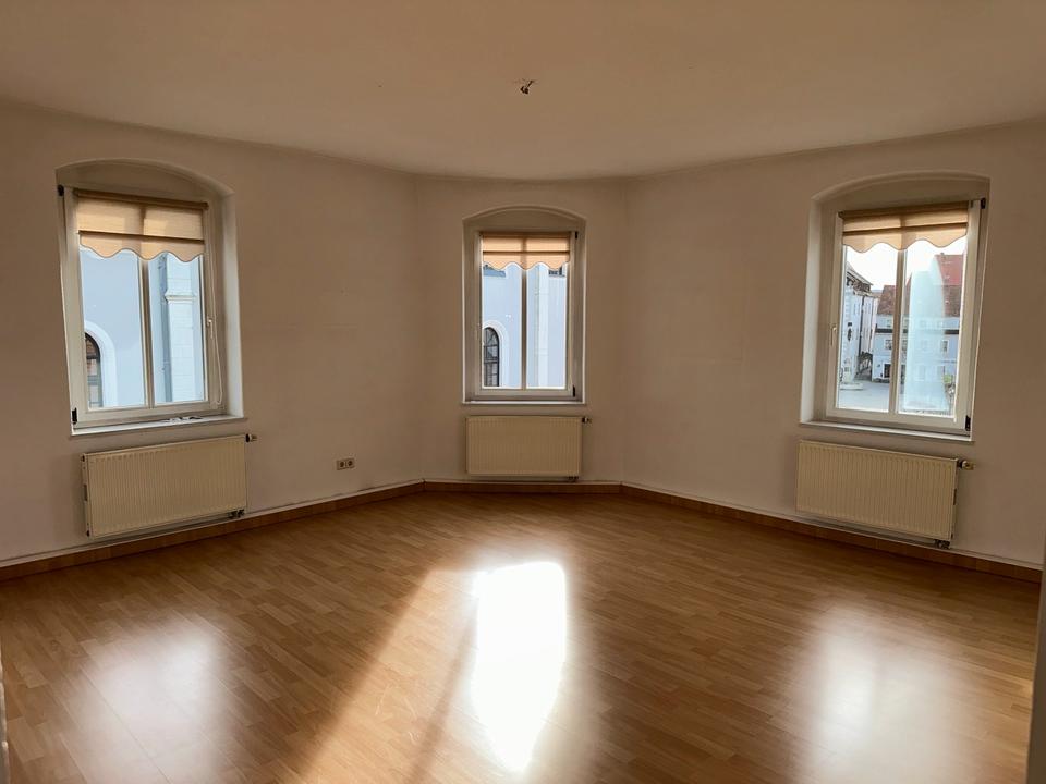 Thumbnail-4-Zimmer Wohnung in Zentrum mit Parkplatz