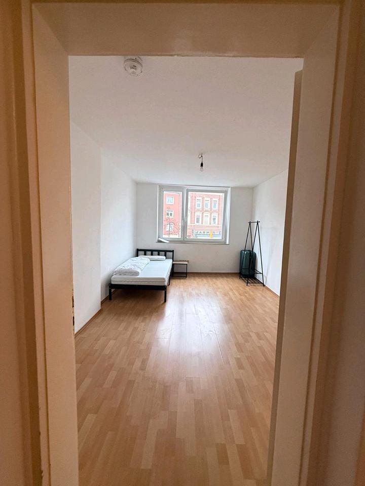 Thumbnail-1 Zimmer in 4er WG direk am Bahnhof